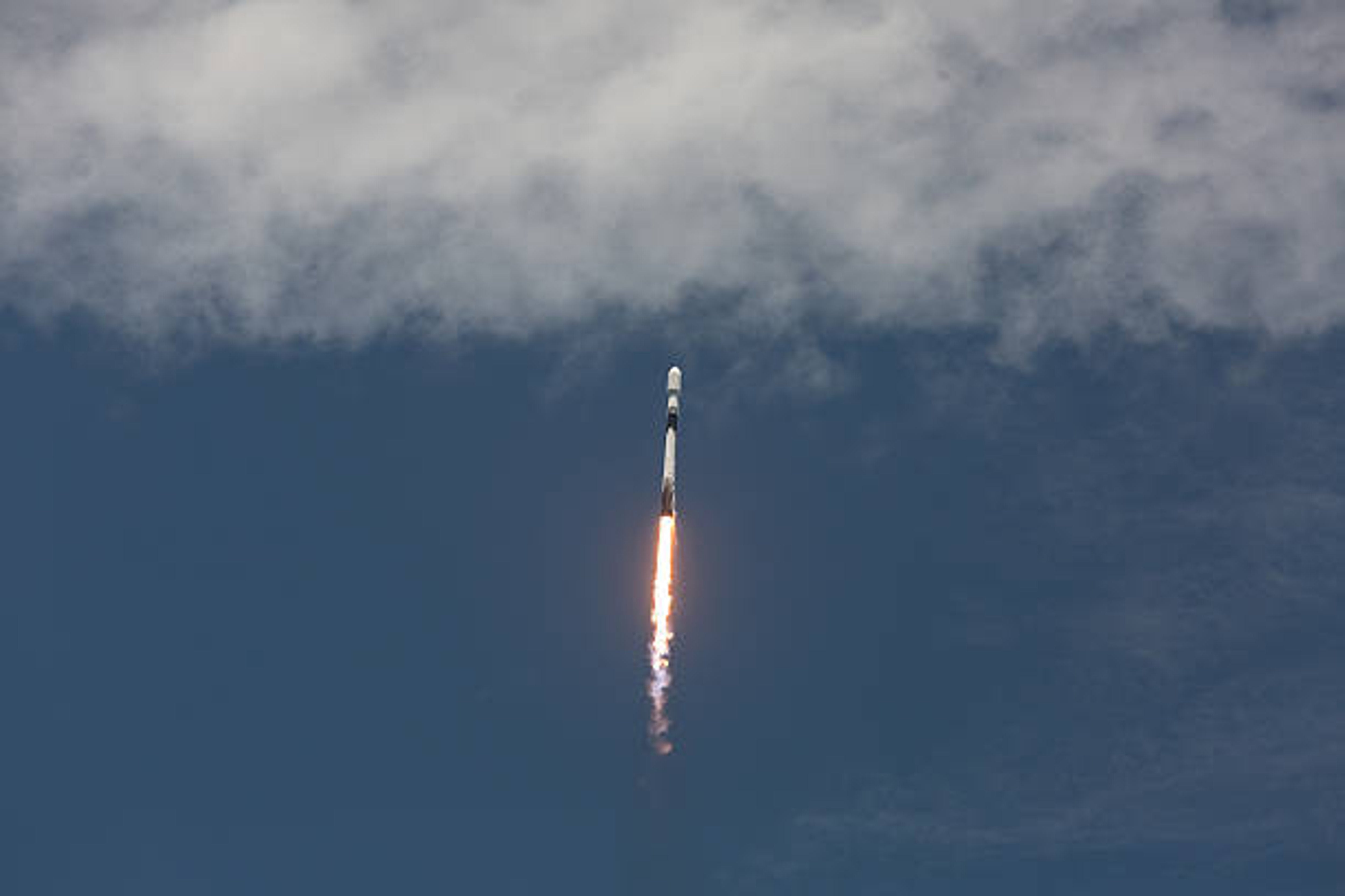 SpaceX Gains Ground as ULA's Vulcan Delays Shift National Security Missions